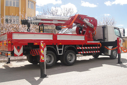 HS 40 (13 TONNE) Hydraulic Folding Boom Crane